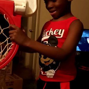 Meet your Posher, Holly